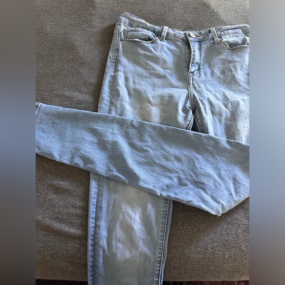 Simple Society Skinny Jeggings - Picture 2 of 7